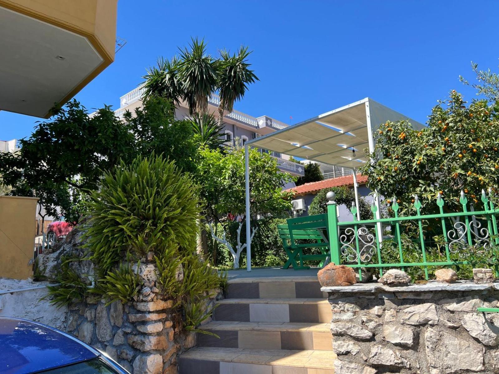Golden Villa Ksamil Exterior photo