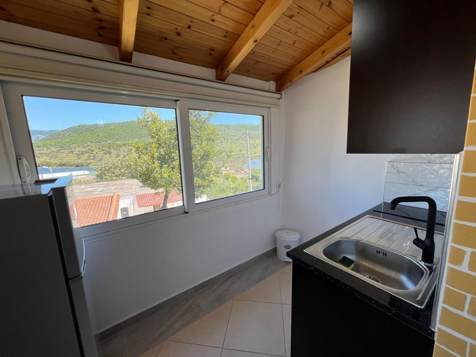 Golden Villa Ksamil Exterior photo